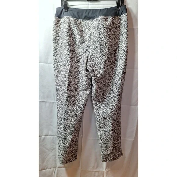 TOMMY BAHAMA Everyday Active All-Over Leaf Print Pant Sz M Pull-On Stretch EUC! - Picture 3 of 10